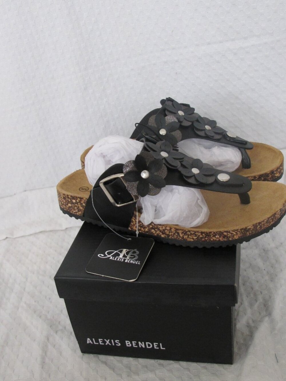 NIB - Alexis Bendel Sandals - 6